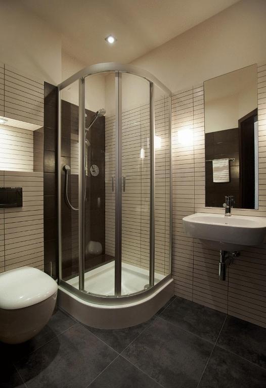 Villa & Spa Łomianki Стая снимка